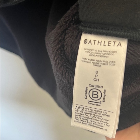 Athleta Cozy Karma Asym Pullover Black Soft Fleece Sweatshirt Women's Small - Picture 5 of 7